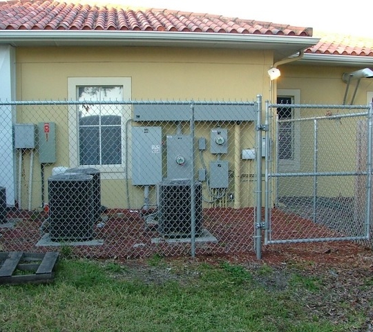 Chain Link Utility Enclosures Tampa